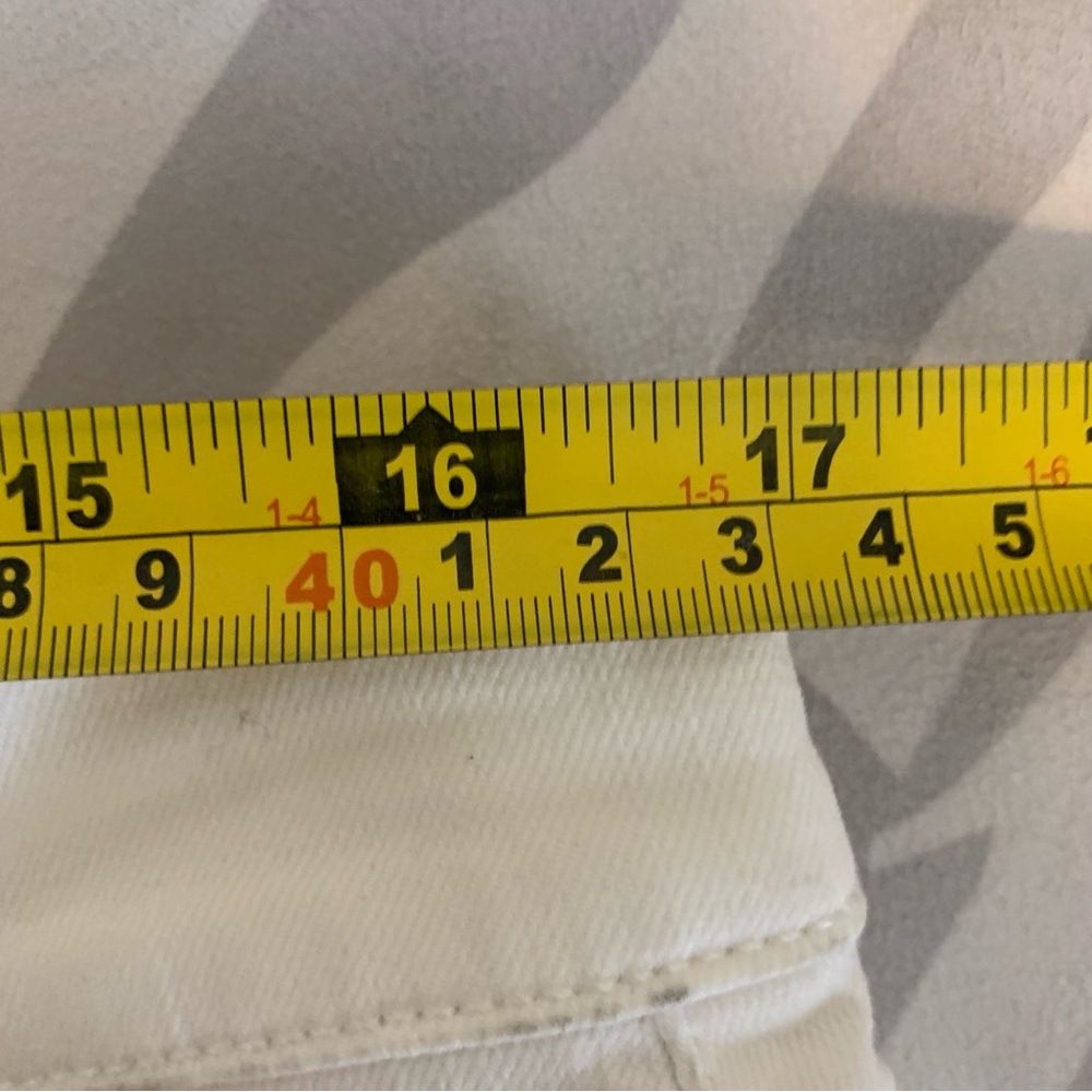 LOFT Women's Cream Jean Shorts - Picture 4 of 8